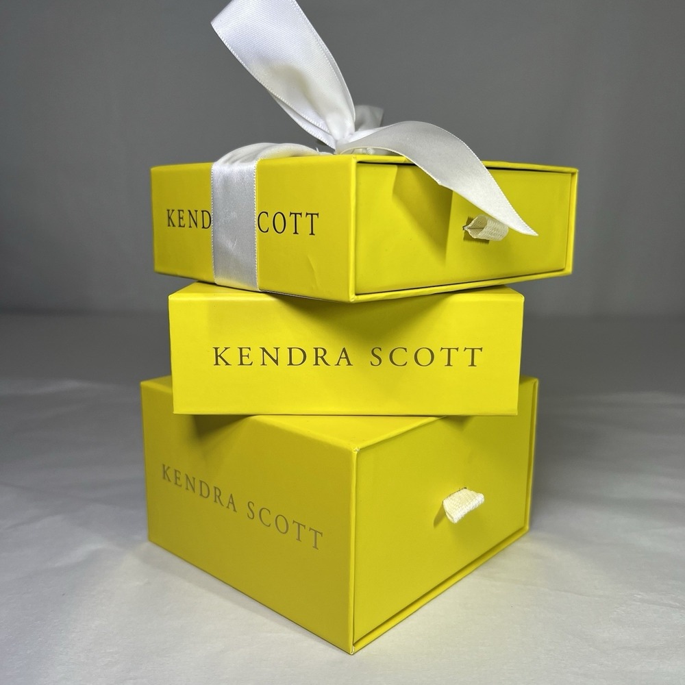 Three Empty Kendra Scott Jewelry‎ Gift Boxes Hello White Bow Pull Out Drawers